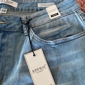 Judy Blues Destroyed Hem Boyfriend